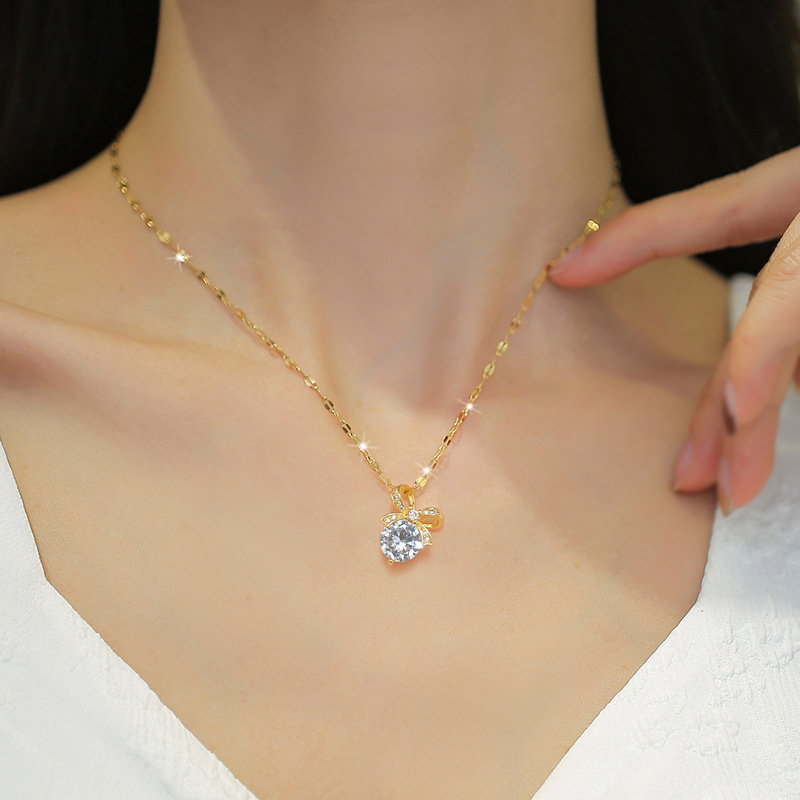 Fashionable Luxury Butterfly K - đánh giá và giá Butterfly Clasp Deployant